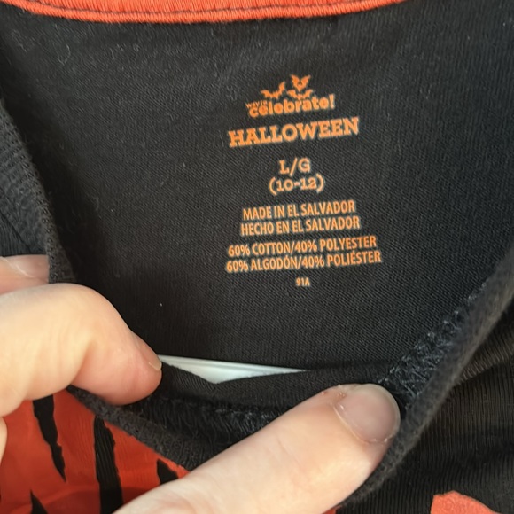 Boys glow in the dark Halloween shirt - Picture 3 of 4